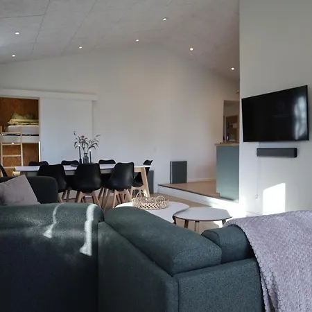 Billund Guest * グランストゥ